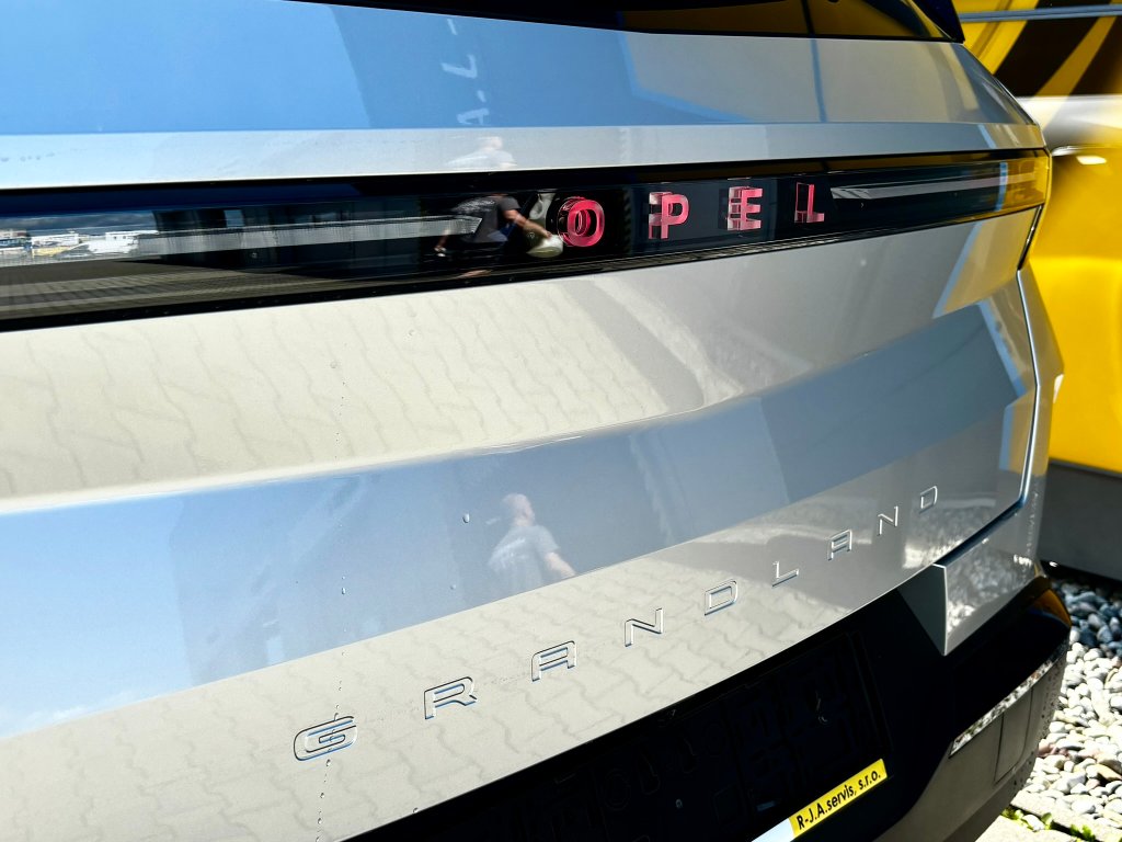 Opel Grandland