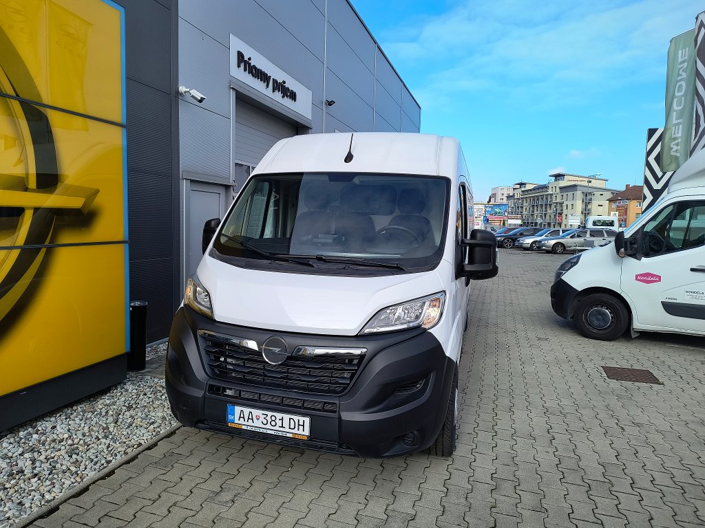 Opel Movano