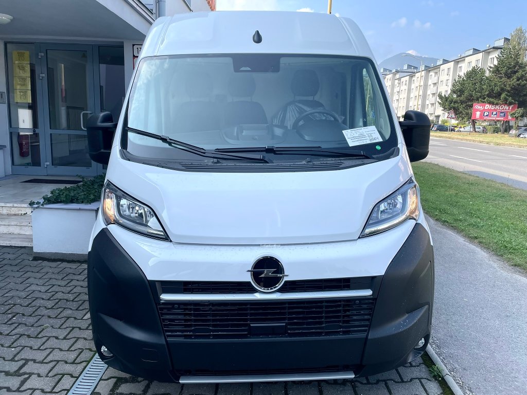 Opel Movano