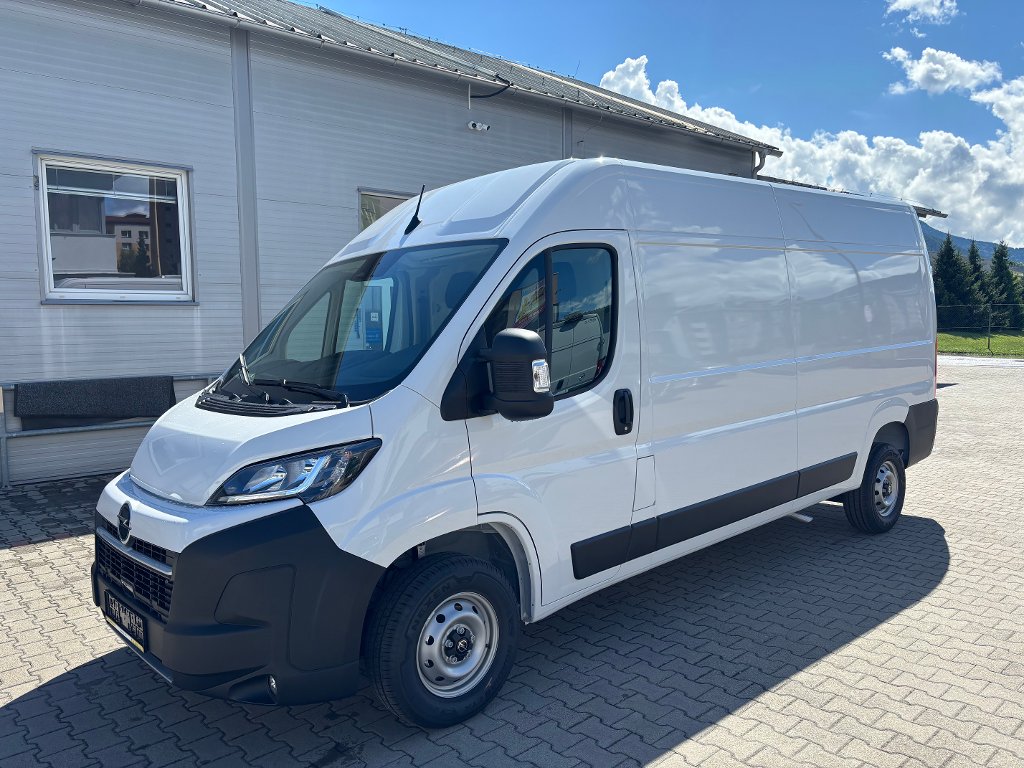 Opel Movano