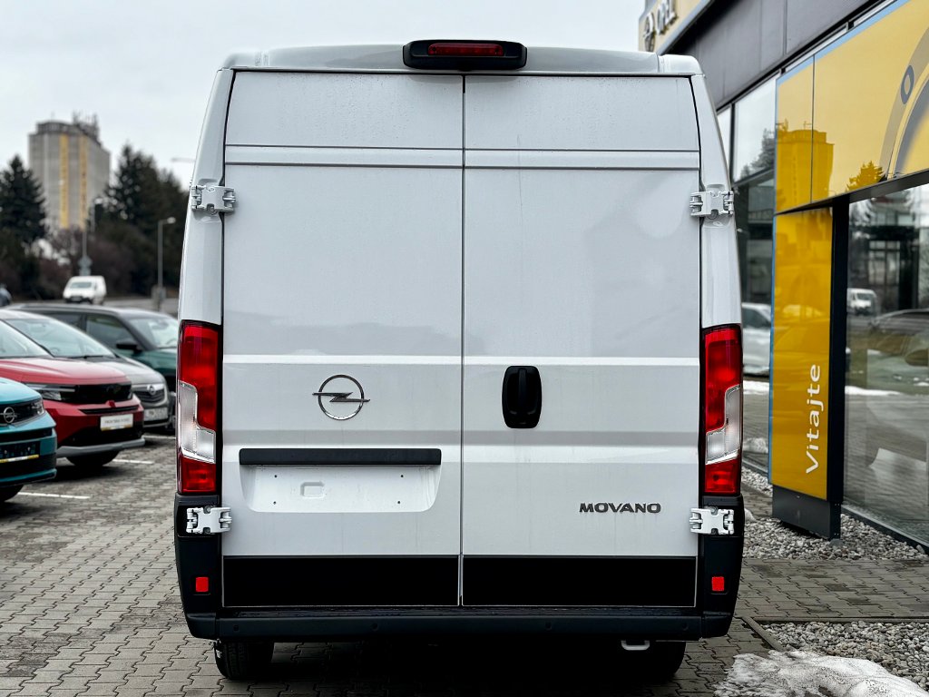 Opel Movano