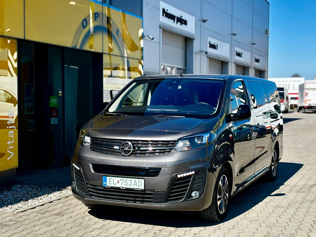 Opel Zafira-e